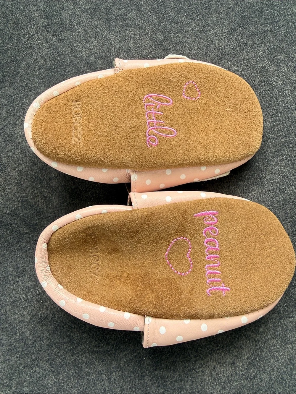 ROBEEZ Pink Polka Dot Kids Soft-Soled Shoes with Elephant Applique 12-18 months